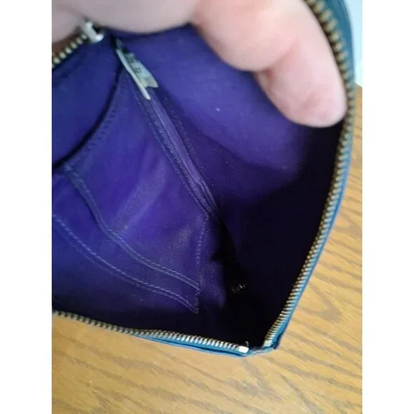 COACH Hangtag Multifunction Case in Leather - Picture 3 of 5